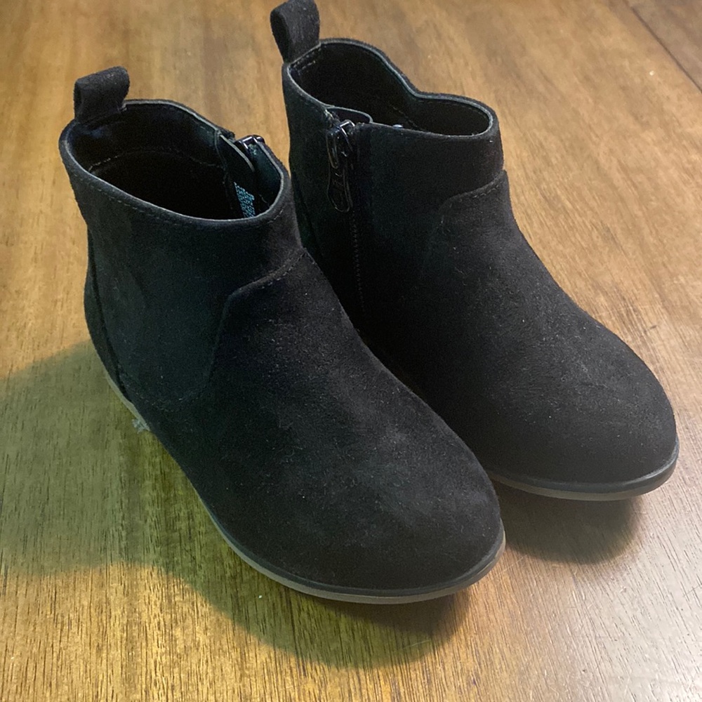 Cat & jack black toddler boots size 8